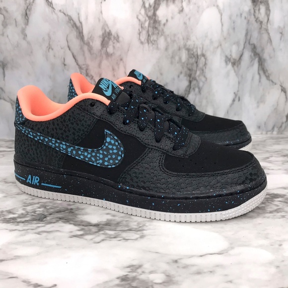 Nike Shoes - NEW Nike Air Force 1 Low Pinnacle